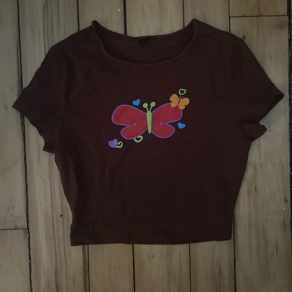 brown fitted t shirt with butterfly’s - Picture 1 of 3